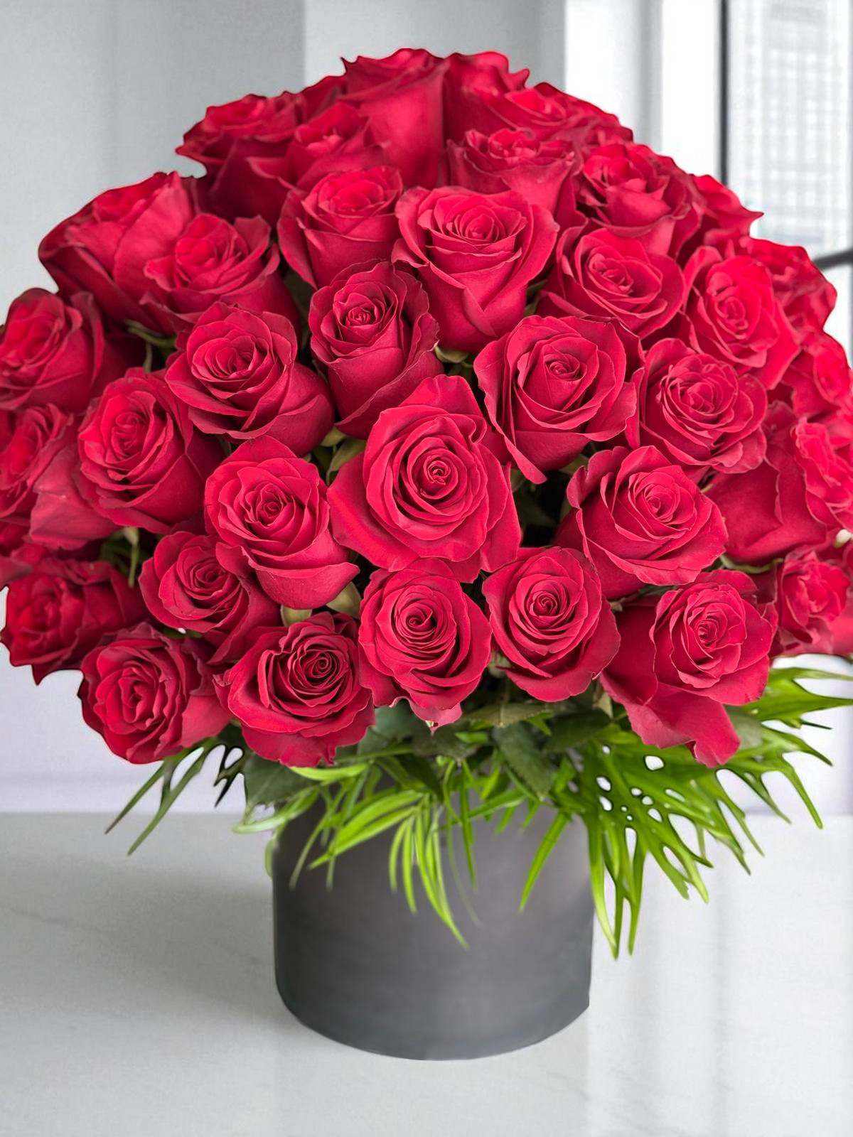 100red roses-bouquet