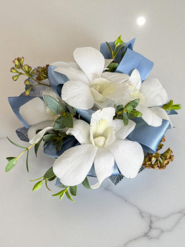 corsage1